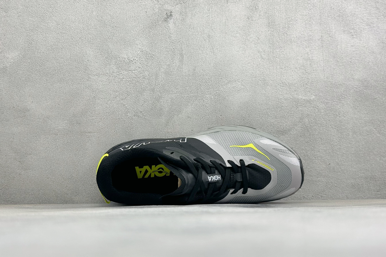 HOKA SPEEDGOAT 7 轻量低帮户外越野跑鞋 户外山脉越野轻量运动跑鞋 特别研发使用性能独特的几何形跑鞋中底 HOKA SPEEDGOAT 7 轻量低帮户外越野跑鞋 户外山脉越野轻量运动跑鞋 特别研发使用性能独特的几何形跑鞋中底