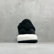 RS福利 Ad Pureboost Select 阿迪轻便透气爆米花休闲跑鞋 #鞋款保持独特造型以及S型后跟设计 两侧支 RS福利 Ad Pureboost Select 阿迪轻便透气爆米花休闲跑鞋 #鞋款保持独特造型以及S型后跟设计 两侧支