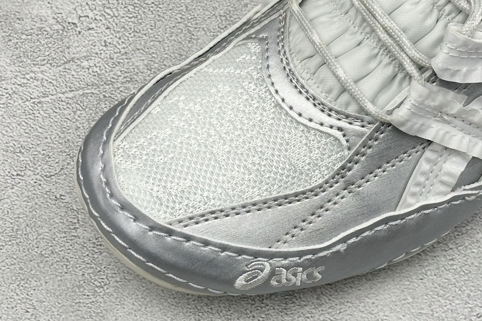 Asics Hypersync 亚瑟士 薄底德训 时尚经典透气包裹性轻便 低帮休闲板鞋 以复古之名 解锁街头新表达 低帮