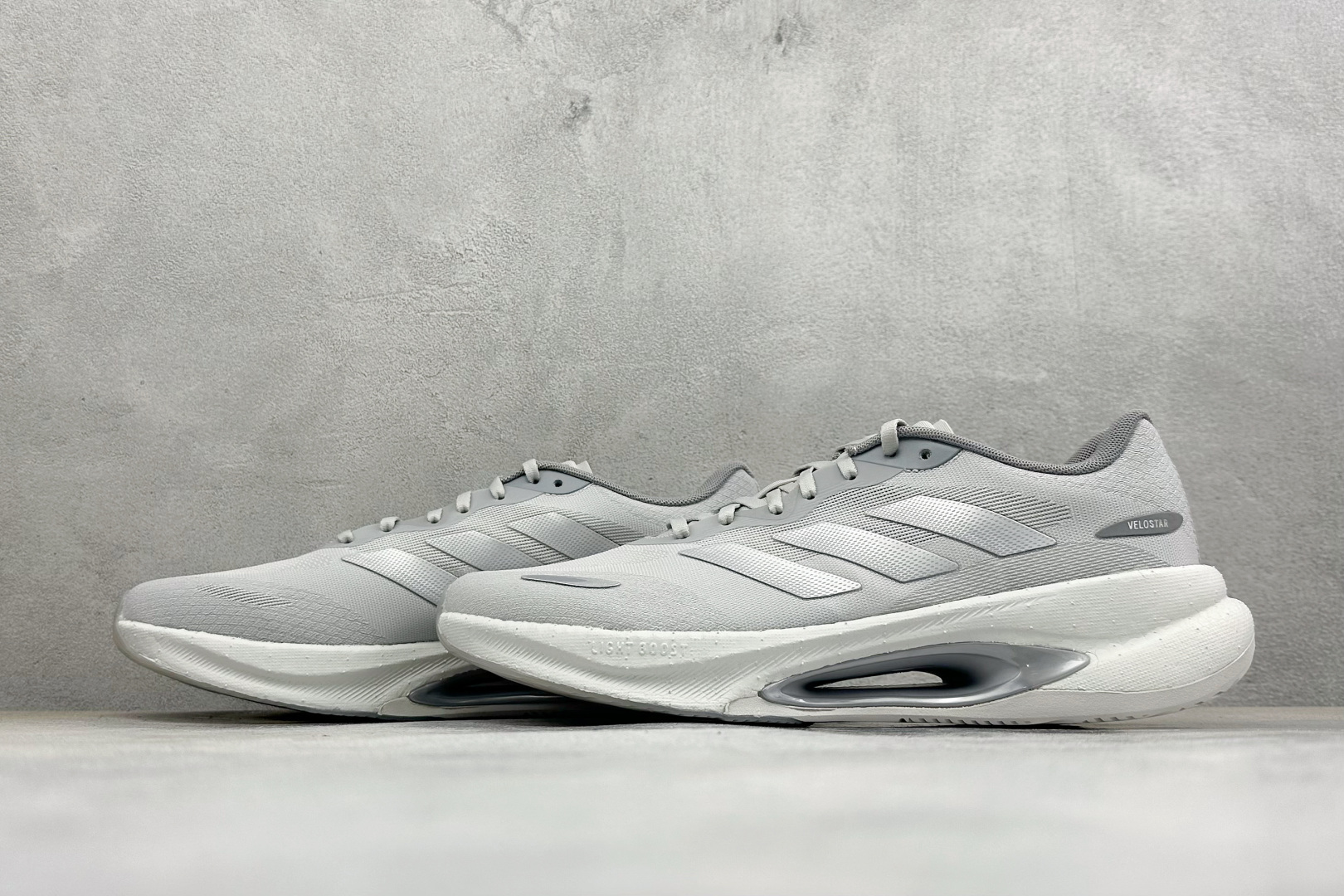 RS版Adidas Velostar 阿迪达斯爆米花缓震休闲慢跑鞋 货号：KJ5179 尺码：39-45 