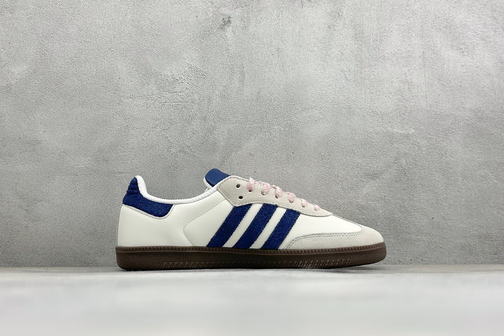 RS头层Adidas Samba OG 阿迪三叶草休闲板鞋 #原厂原数据版型 皮料切割干净无任何毛边 鞋型细节完美 超高 RS头层Adidas Samba OG 阿迪三叶草休闲板鞋 #原厂原数据版型 皮料切割干净无任何毛边 鞋型细节完美 超高
