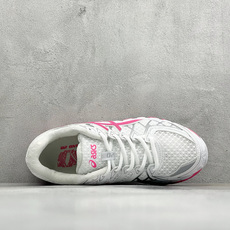 XR版Asics Gel-Kayano 20 亚瑟士 舒适百搭耐磨支撑透气 低帮跑步鞋 货号: 1203A388-108 XR版Asics Gel-Kayano 20 亚瑟士 舒适百搭耐磨支撑透气 低帮跑步鞋 货号: 1203A388-108