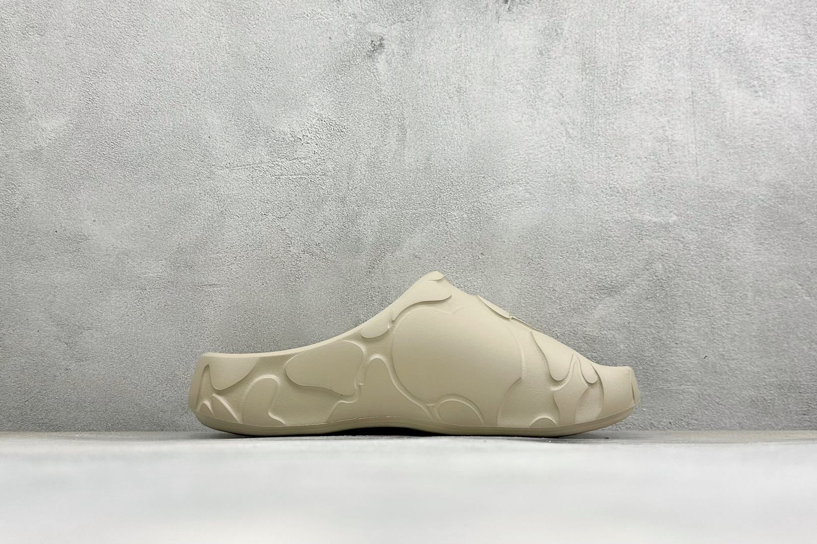 纯原 Bape 明星同款 猿人头 EVA 一字拖鞋 东莞原厂数据 正确钢印 正确色卡 区别市面通货版本 定制全套包装 尺