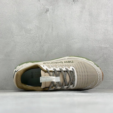 New Balance Fresh Foam X Trail More v3 轻量跑鞋 无论是越野训练跑还是享受自然美景 New Balance Fresh Foam X Trail More v3 轻量跑鞋 无论是越野训练跑还是享受自然美景