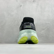 New Balance Fresh Foam X Trail More v3 轻量跑鞋 无论是越野训练跑还是享受自然美景 New Balance Fresh Foam X Trail More v3 轻量跑鞋 无论是越野训练跑还是享受自然美景