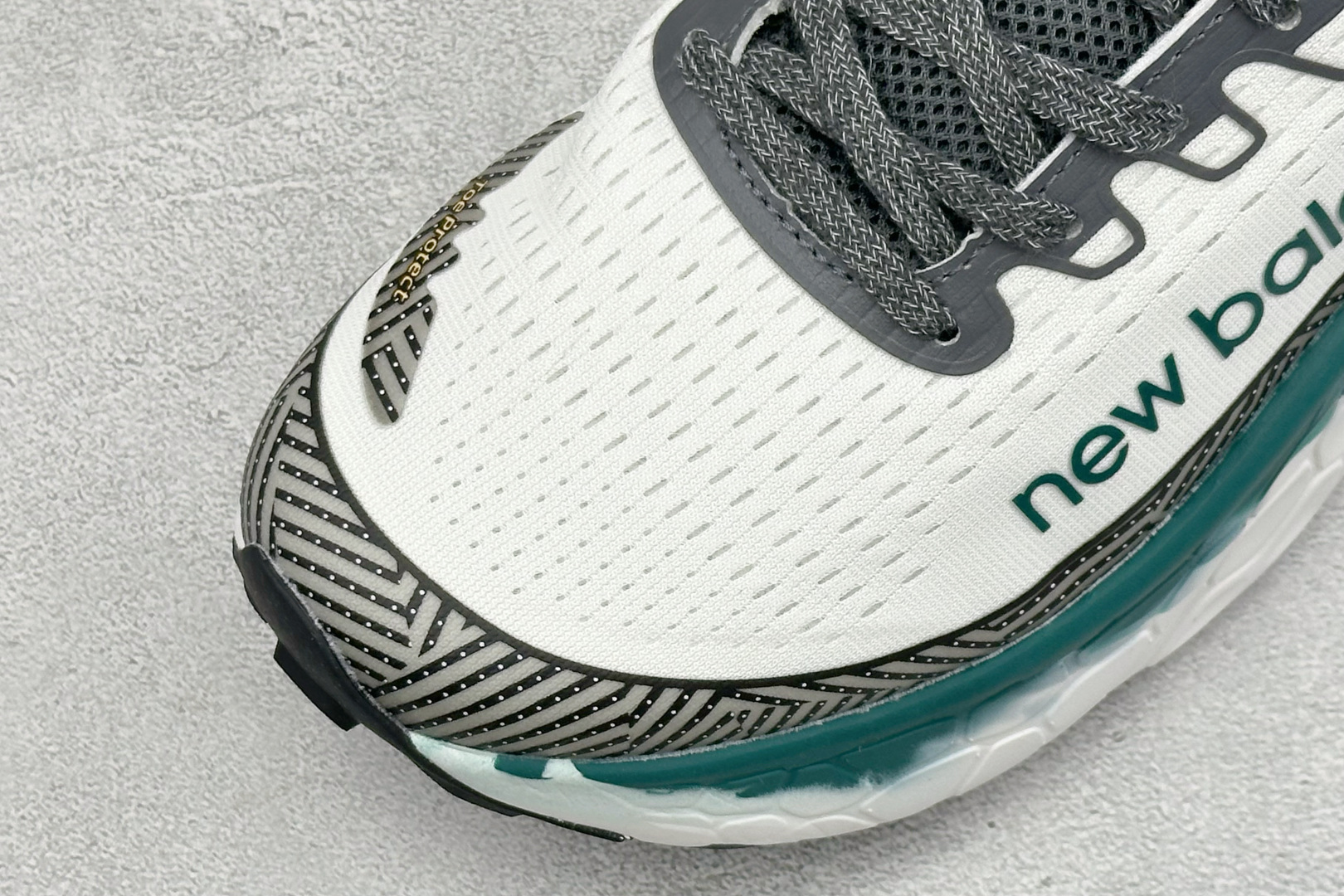 New Balance Fresh Foam X Trail More v3 轻量跑鞋 无论是越野训练跑还是享受自然美景 New Balance Fresh Foam X Trail More v3 轻量跑鞋 无论是越野训练跑还是享受自然美景