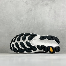 New Balance Fresh Foam X Trail More v3 轻量跑鞋 无论是越野训练跑还是享受自然美景 New Balance Fresh Foam X Trail More v3 轻量跑鞋 无论是越野训练跑还是享受自然美景