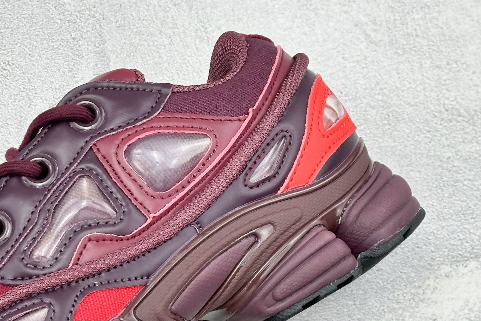 AD X RAF SIMONS 拉夫西蒙 Ozweego 先锋潮流 水泡 复古低帮休闲鞋 独家定制鞋盒 防层袋 卡片及可 AD X RAF SIMONS 拉夫西蒙 Ozweego 先锋潮流 水泡 复古低帮休闲鞋 独家定制鞋盒 防层袋 卡片及可