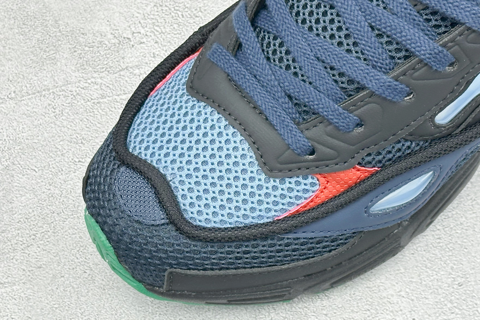 AD X RAF SIMONS 拉夫西蒙 Ozweego 先锋潮流 水泡 复古低帮休闲鞋 独家定制鞋盒 防层袋 卡片及可