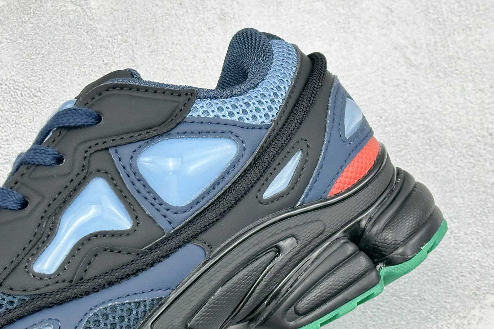 AD X RAF SIMONS 拉夫西蒙 Ozweego 先锋潮流 水泡 复古低帮休闲鞋 独家定制鞋盒 防层袋 卡片及可