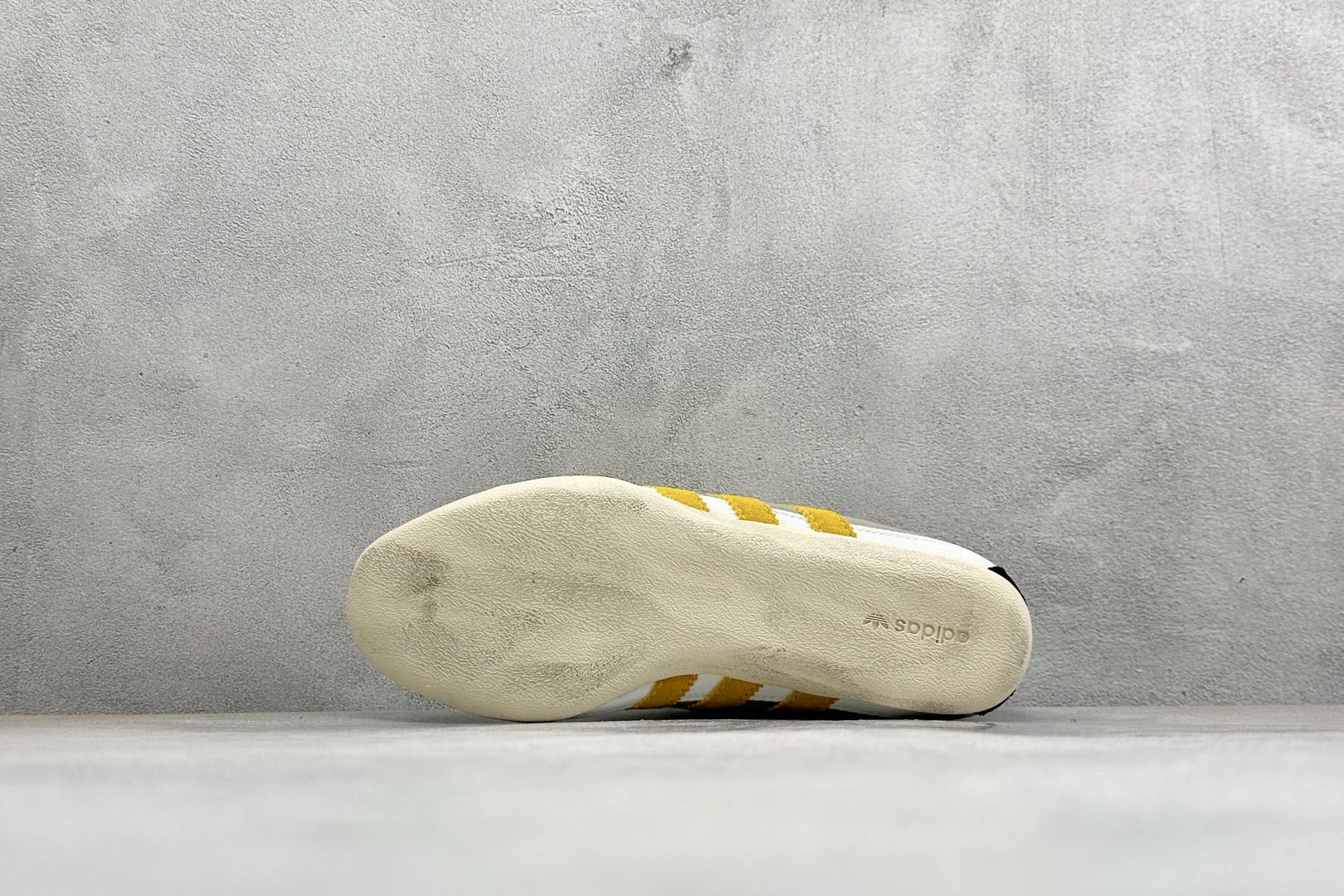 Song For The Mute x Adidas Tokyo W SFTM联名 舒适百搭经典休闲鞋 货号: KJ44