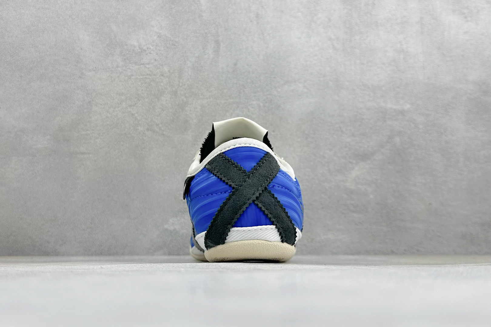 Song For The Mute x Adidas Tokyo W SFTM联名 舒适百搭经典休闲鞋 货号: KJ44
