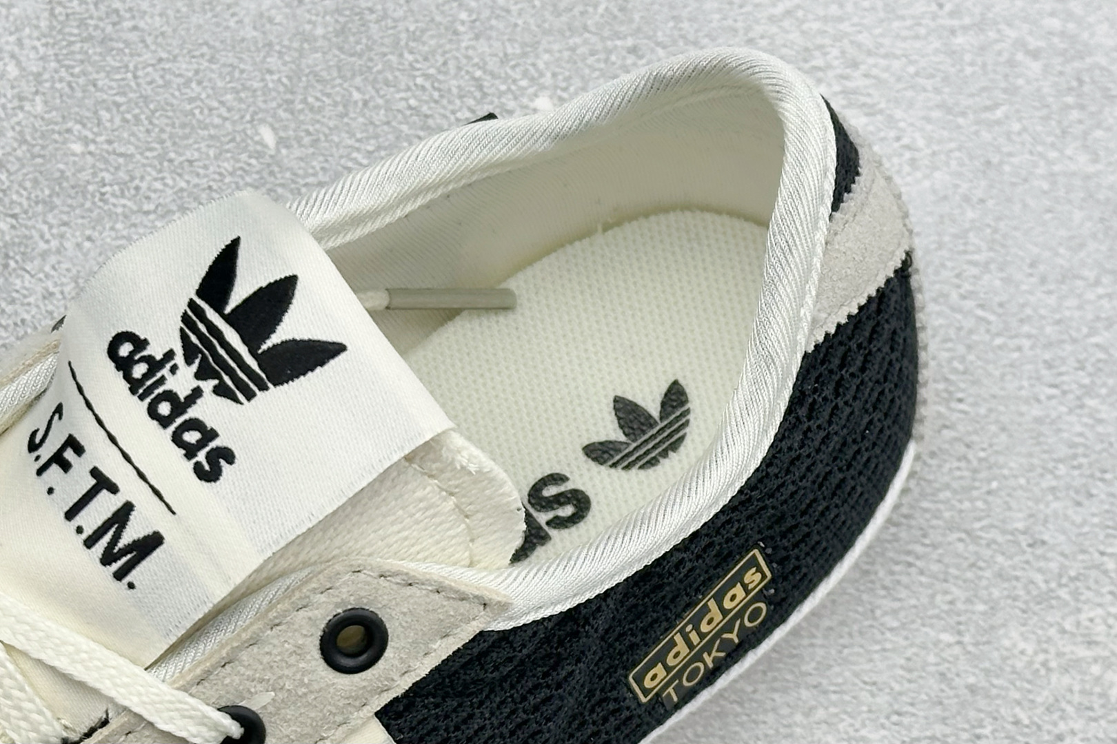 Song For The Mute x Adidas Tokyo W SFTM联名 舒适百搭经典休闲鞋 货号: KI47