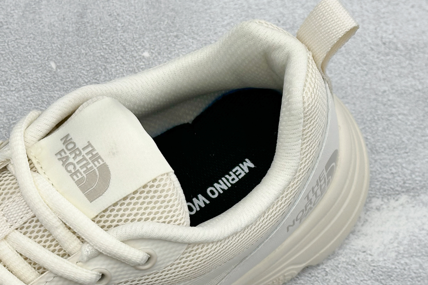 BW版北面THE NORTH FACE FASTPACK ULTRA GTX 舒适运动 回弹抓地登山鞋 货号: NS93