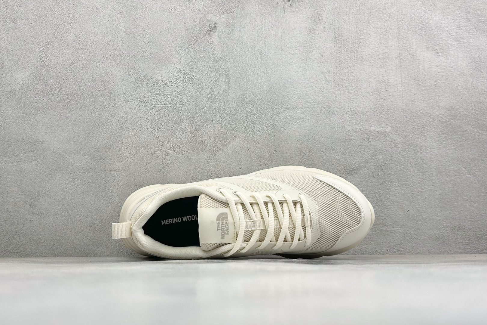 BW版北面THE NORTH FACE FASTPACK ULTRA GTX 舒适运动 回弹抓地登山鞋 货号: NS93