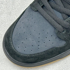 K版Nike SB Dunk Low 低帮休闲板鞋 独家版型蒸餾加工帶來的是更好的视觉和脚感体验大厂纯原品质出货 清洁度 K版Nike SB Dunk Low 低帮休闲板鞋 独家版型蒸餾加工帶來的是更好的视觉和脚感体验大厂纯原品质出货 清洁度