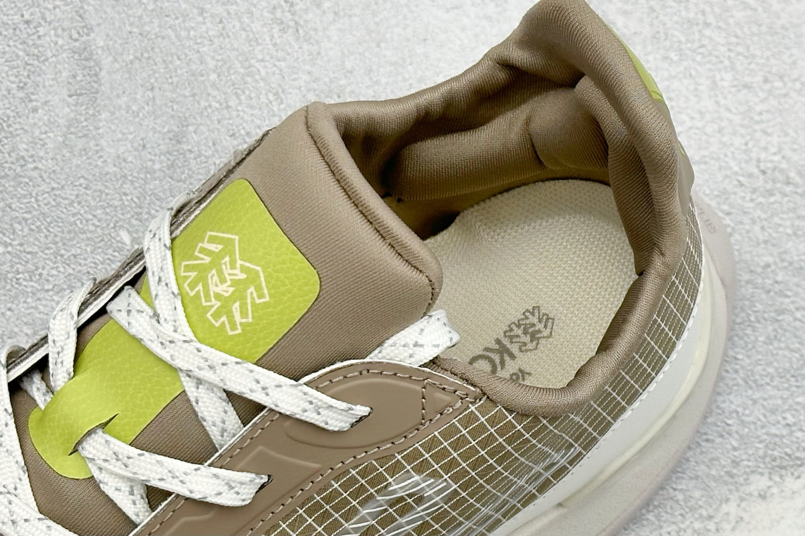 M版可隆KOLON SPORT EGG LITE DYNEEMA 防撕舒适百搭 低帮户外徒步鞋 灵感源自于徒步爱好者圣地 M版可隆KOLON SPORT EGG LITE DYNEEMA 防撕舒适百搭 低帮户外徒步鞋 灵感源自于徒步爱好者圣地
