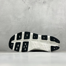 XD版On昂跑 Cloudmonster小怪兽3 舒适防滑耐磨 轻量级休闲运动跑鞋 该款 Cloudmonster 的与 XD版On昂跑 Cloudmonster小怪兽3 舒适防滑耐磨 轻量级休闲运动跑鞋 该款 Cloudmonster 的与