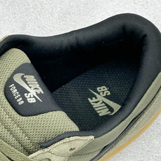 FS版 Nike SB Force 58 硫化杯底 传统篮球风格板鞋 Nike SB Force 58 男/女滑板鞋采用 FS版 Nike SB Force 58 硫化杯底 传统篮球风格板鞋 Nike SB Force 58 男/女滑板鞋采用