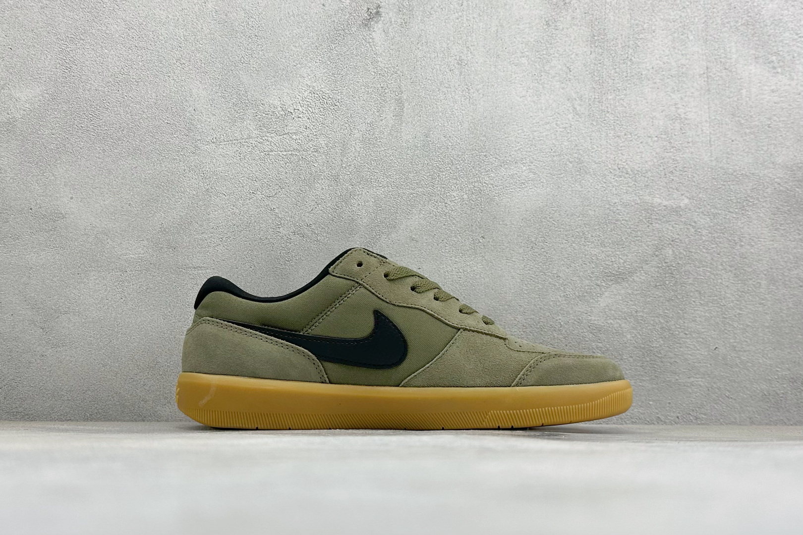FS版 Nike SB Force 58 硫化杯底 传统篮球风格板鞋 Nike SB Force 58 男/女滑板鞋采用 FS版 Nike SB Force 58 硫化杯底 传统篮球风格板鞋 Nike SB Force 58 男/女滑板鞋采用