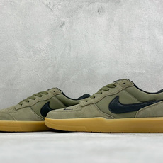 FS版 Nike SB Force 58 硫化杯底 传统篮球风格板鞋 Nike SB Force 58 男/女滑板鞋采用 FS版 Nike SB Force 58 硫化杯底 传统篮球风格板鞋 Nike SB Force 58 男/女滑板鞋采用