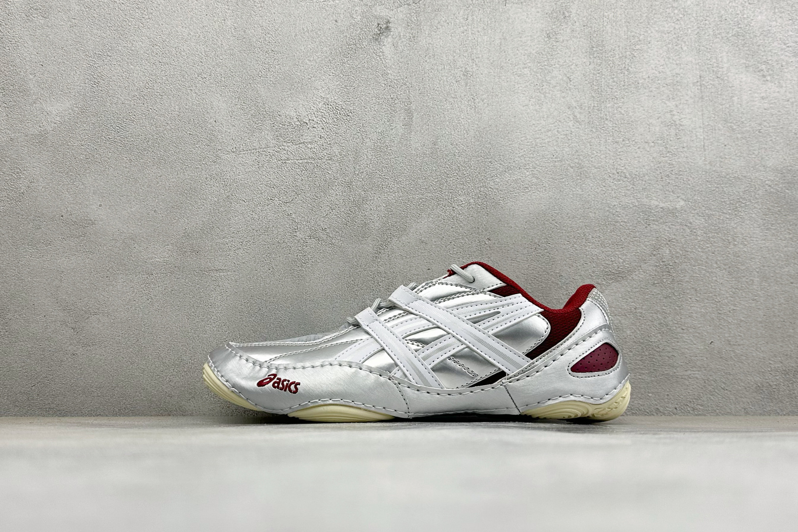 ZH版Asics Hypersync 亚瑟士 薄底德训 时尚经典透气包裹性轻便 低帮休闲板鞋 以复古之名 解锁街头新表达
