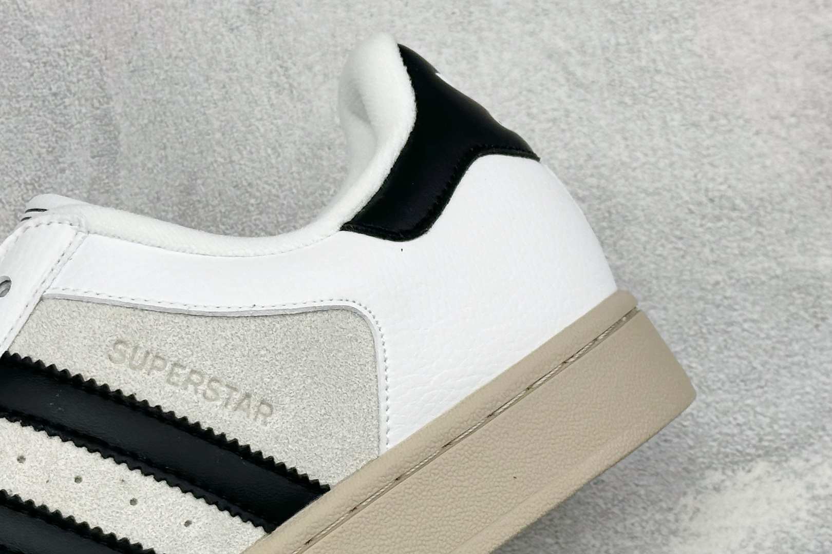 Adidas Originals SUPERSTAR II 经典贝壳头板鞋 官网同步 实拍首发渠道正品订单 诠释市场最高 Adidas Originals SUPERSTAR II 经典贝壳头板鞋 官网同步 实拍首发渠道正品订单 诠释市场最高