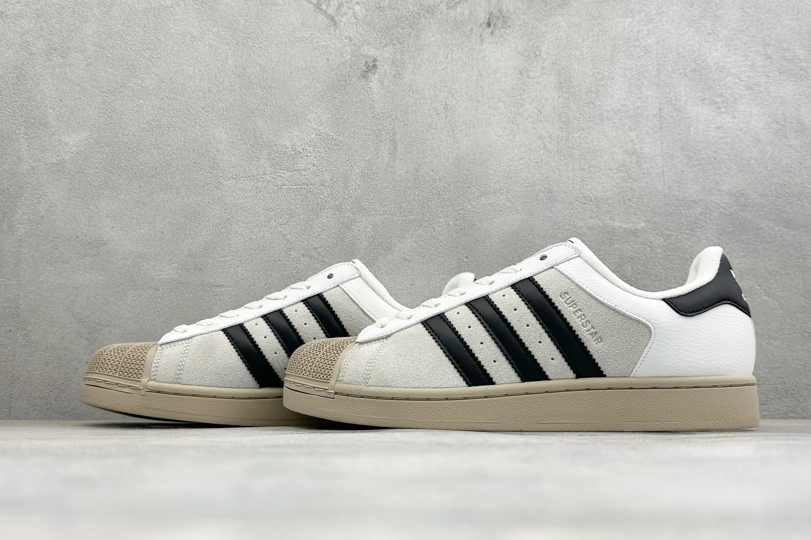 Adidas Originals SUPERSTAR II 经典贝壳头板鞋 官网同步 实拍首发渠道正品订单 诠释市场最高 Adidas Originals SUPERSTAR II 经典贝壳头板鞋 官网同步 实拍首发渠道正品订单 诠释市场最高