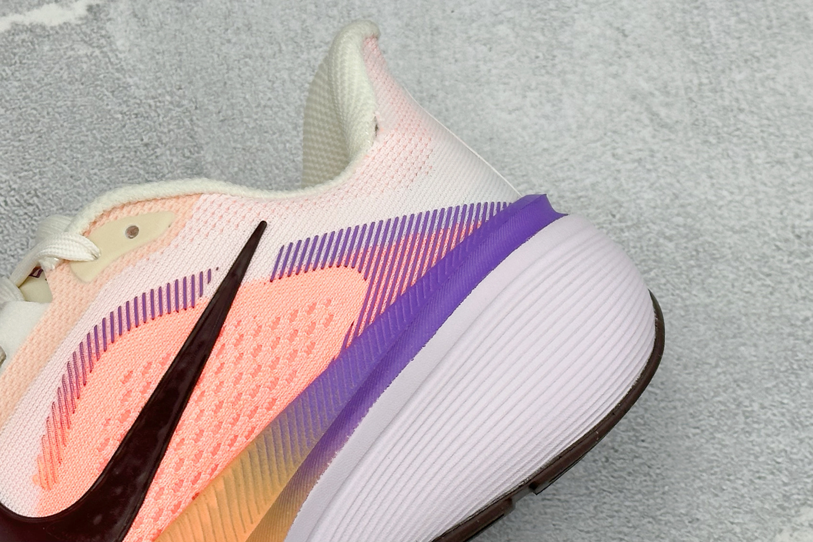 HY版Nike Air Zoom Pegasus 42 耐克网面透气轻便耐磨跑鞋 货号：IH1847-113 尺码：36