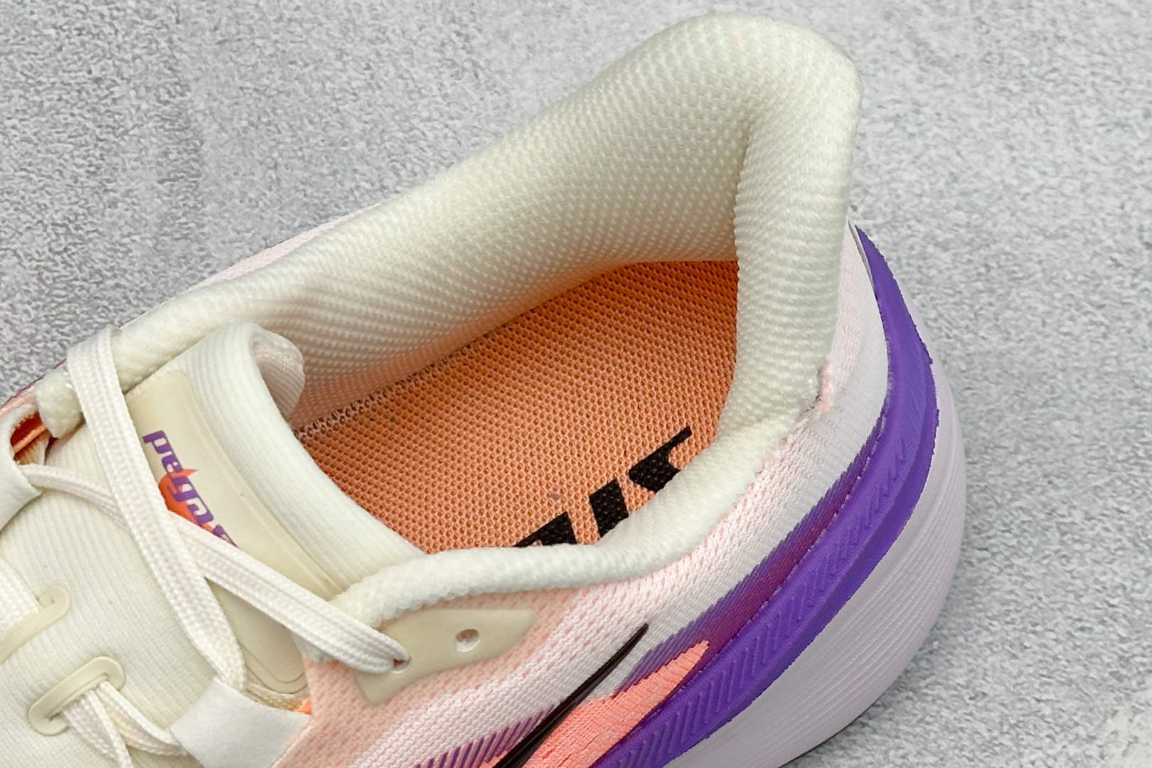 HY版Nike Air Zoom Pegasus 42 耐克网面透气轻便耐磨跑鞋 货号：IH1847-113 尺码：36
