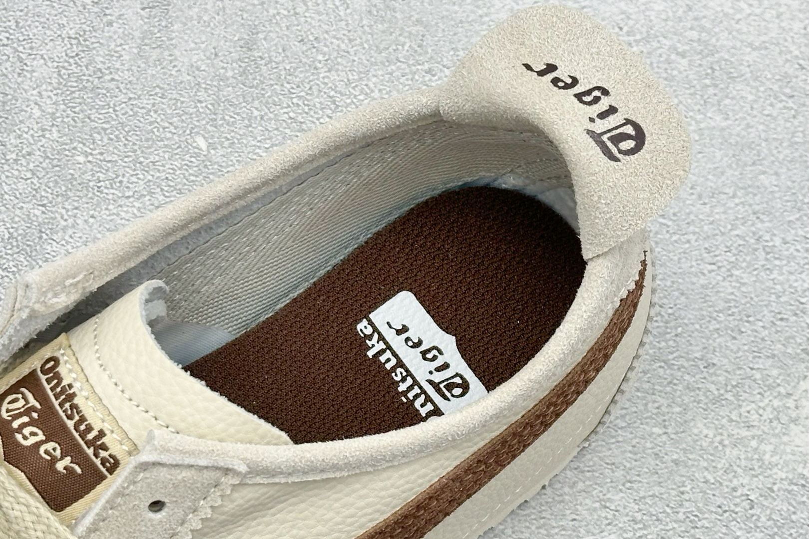 FS版鬼冢虎 Onitsuka Tiger Mexico 66® Paraty 百搭单品板鞋 MEXICO 66是鬼冢虎 FS版鬼冢虎 Onitsuka Tiger Mexico 66® Paraty 百搭单品板鞋 MEXICO 66是鬼冢虎