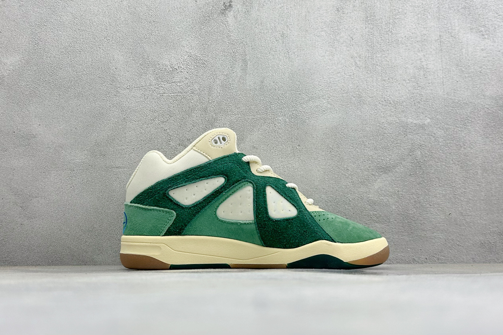 HZ版Adidas x Bad Bunny Badbo 1.0 阿迪达斯经典百搭篮球鞋 货号:JS1470 尺码:36 HZ版Adidas x Bad Bunny Badbo 1.0 阿迪达斯经典百搭篮球鞋 货号:JS1470 尺码:36