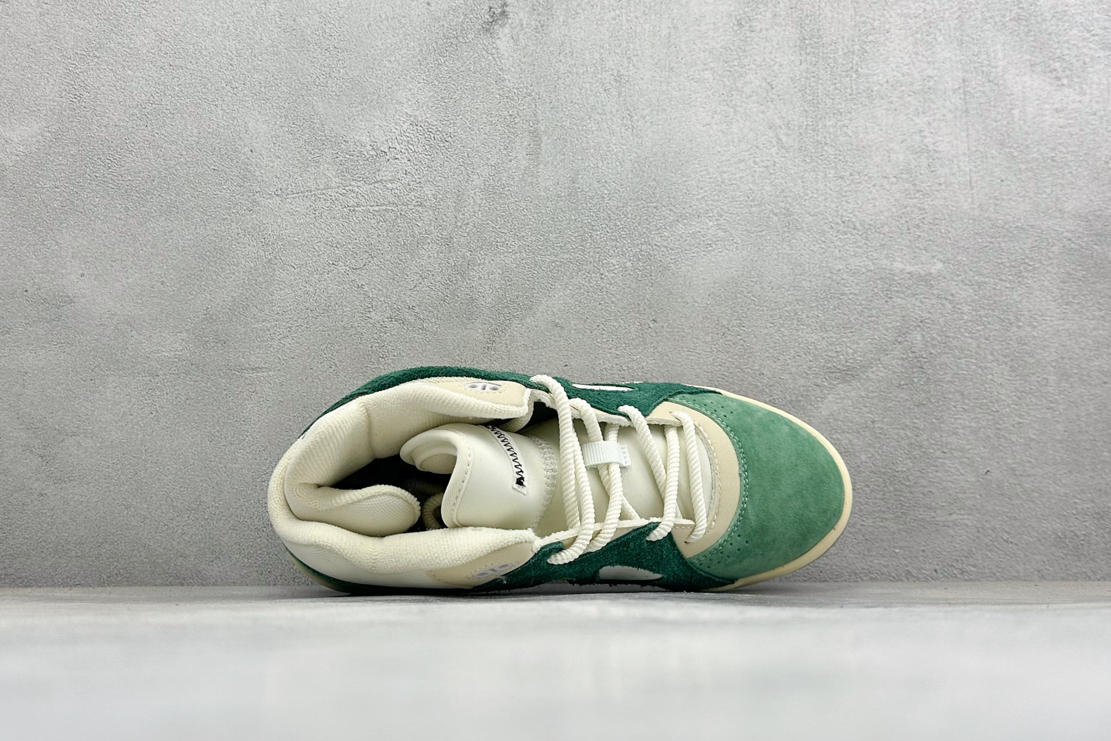 HZ版Adidas x Bad Bunny Badbo 1.0 阿迪达斯经典百搭篮球鞋 货号:JS1470 尺码:36 HZ版Adidas x Bad Bunny Badbo 1.0 阿迪达斯经典百搭篮球鞋 货号:JS1470 尺码:36