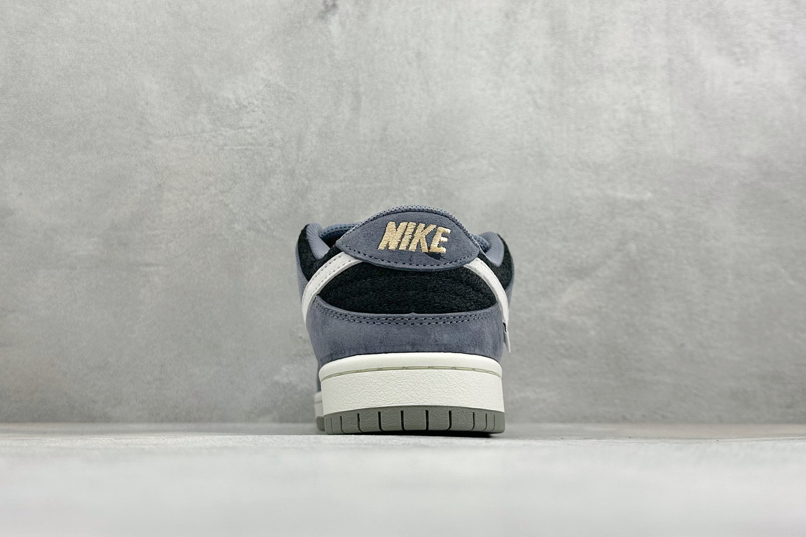 史诗级性价比Nike SB Dunk Low SB 低帮休闲板鞋 #大厂纯原品质出货 清洁度 电绣工艺 皮料切割干净无任 史诗级性价比Nike SB Dunk Low SB 低帮休闲板鞋 #大厂纯原品质出货 清洁度 电绣工艺 皮料切割干净无任