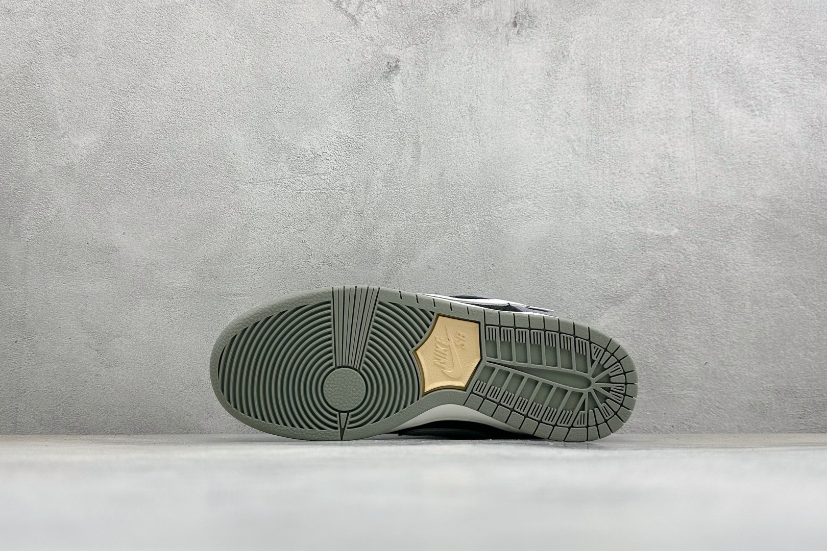 史诗级性价比Nike SB Dunk Low SB 低帮休闲板鞋 #大厂纯原品质出货 清洁度 电绣工艺 皮料切割干净无任 史诗级性价比Nike SB Dunk Low SB 低帮休闲板鞋 #大厂纯原品质出货 清洁度 电绣工艺 皮料切割干净无任