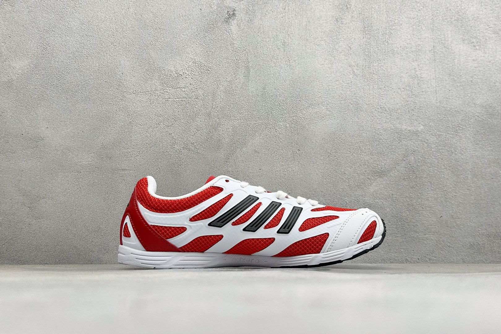 D版Adidas Adizero PR Sftm 联名款 阿迪低帮休闲生活鞋 货号:JQ0021 尺码:36 36.5 D版Adidas Adizero PR Sftm 联名款 阿迪低帮休闲生活鞋 货号:JQ0021 尺码:36 36.5