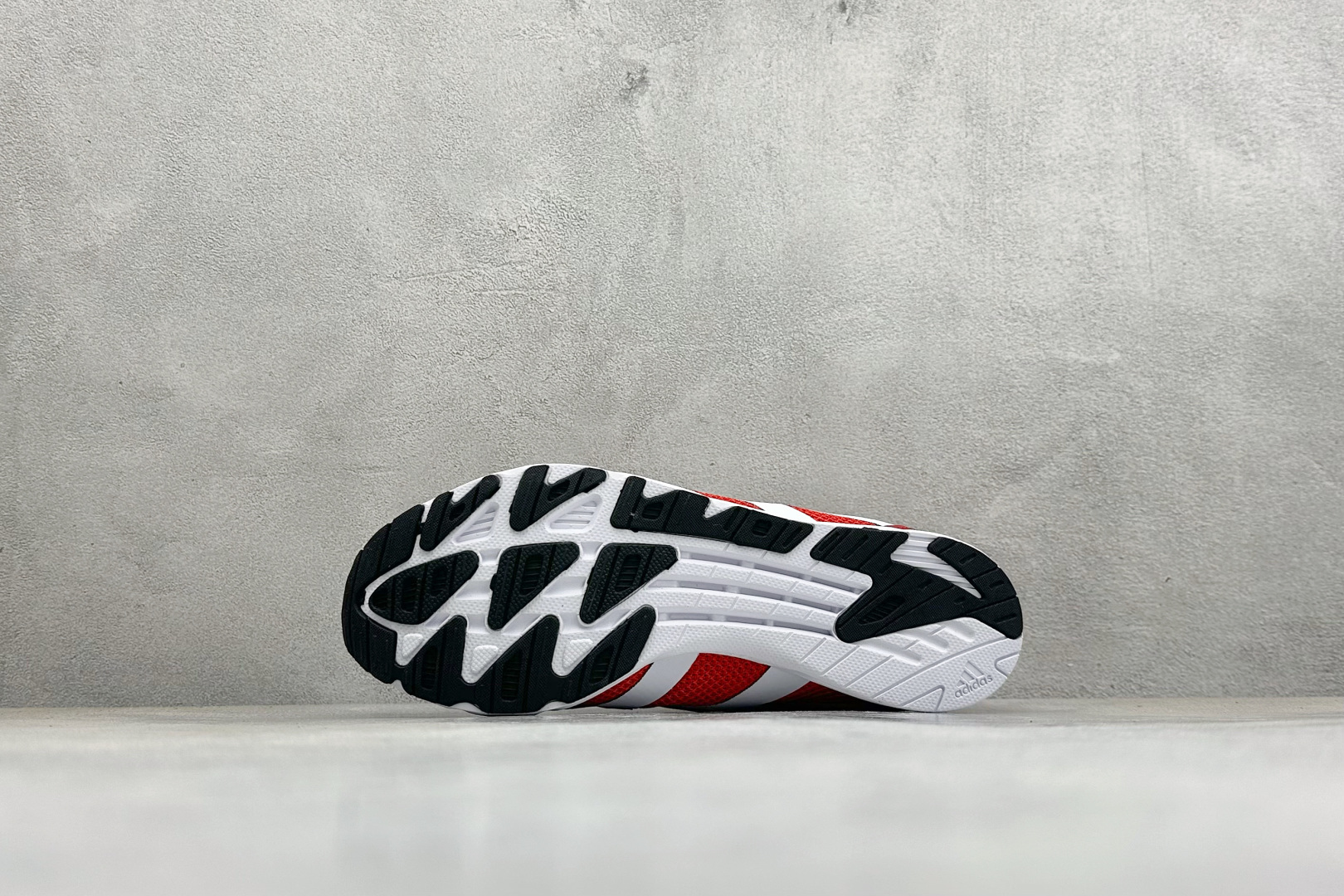 D版Adidas Adizero PR Sftm 联名款 阿迪低帮休闲生活鞋 货号:JQ0021 尺码:36 36.5 D版Adidas Adizero PR Sftm 联名款 阿迪低帮休闲生活鞋 货号:JQ0021 尺码:36 36.5