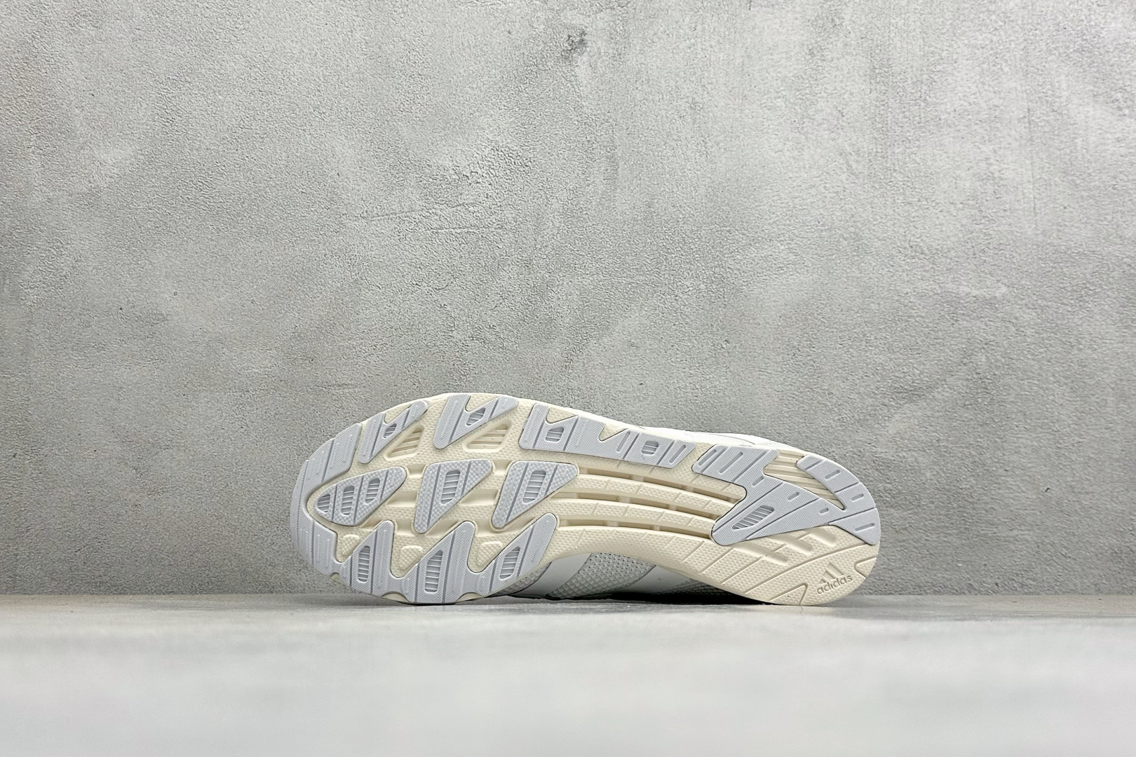 D版Adidas Adizero PR Sftm 联名款 阿迪低帮休闲生活鞋 货号：JQ0025 尺码：36 36.5 