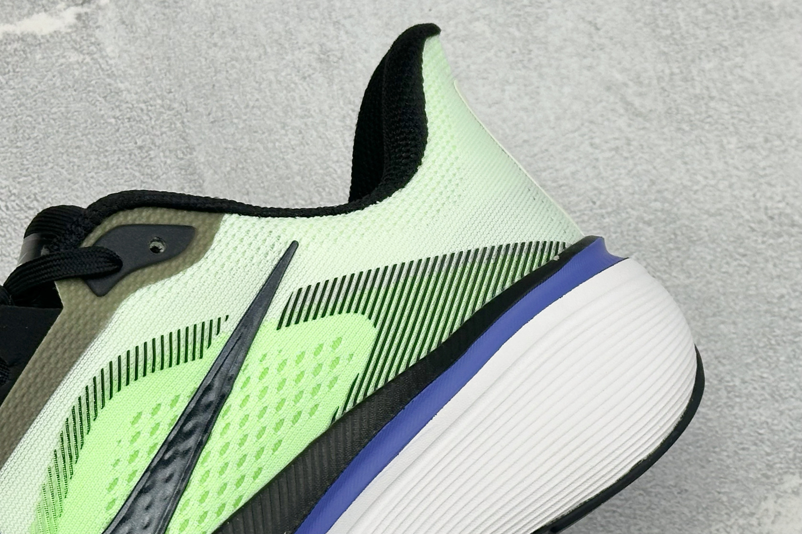 HY版Nike Air Zoom Pegasus 42 耐克网面透气轻便耐磨跑鞋 货号：IB1873-702 尺码：36