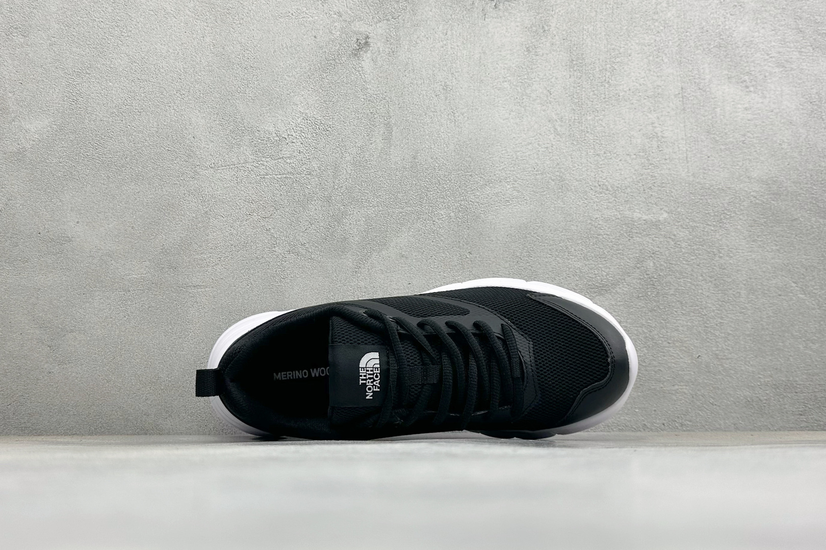 BW版北面THE NORTH FACE FASTPACK ULTRA GTX 舒适运动 回弹抓地登山鞋 货号: NS93