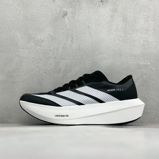 TY版AD ADIZERO EVO SL 2 阿迪超轻透气缓震跑鞋 以令人难以置信的138克重量,刷新了跑鞋轻量化的记录 TY版AD ADIZERO EVO SL 2 阿迪超轻透气缓震跑鞋 以令人难以置信的138克重量,刷新了跑鞋轻量化的记录