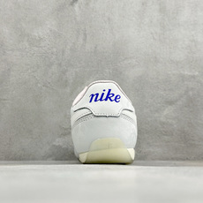 Nike Sprint Sister 耐克 舒适贴合 低帮休闲板鞋 货号: IW1255-121 尺码: 36 36.5 Nike Sprint Sister 耐克 舒适贴合 低帮休闲板鞋 货号: IW1255-121 尺码: 36 36.5