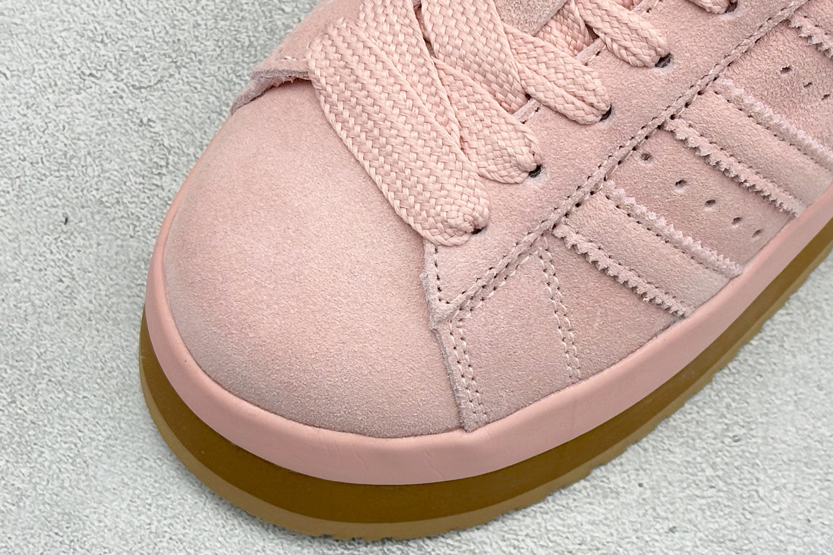 X版Adidas CAMPUS 00s WTR LO W 阿迪系列面包风经典复古低帮百搭休闲半拖 货号：JR3238加绒