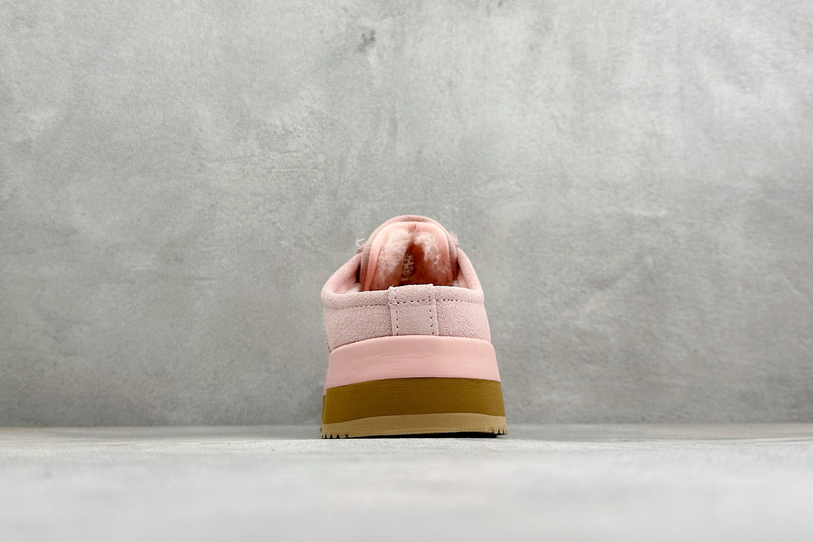 X版Adidas CAMPUS 00s WTR LO W 阿迪系列面包风经典复古低帮百搭休闲半拖 货号：JR3238加绒