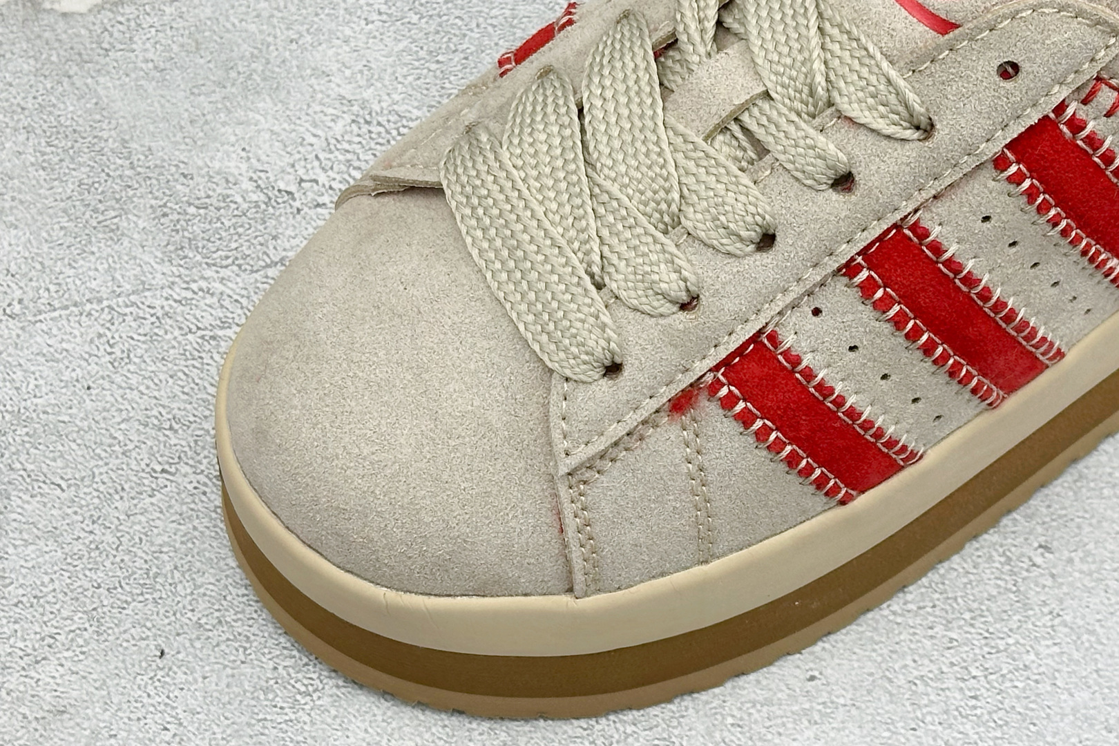 X版Adidas CAMPUS 00s WTR LO W 阿迪系列面包风经典复古低帮百搭休闲半拖 货号：IH1812加绒