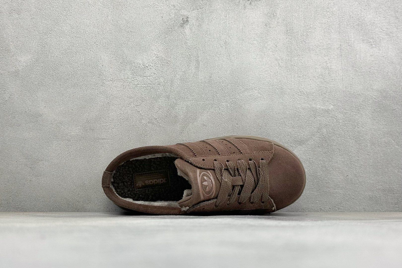 X版Adidas CAMPUS 00s WTR LO W 阿迪系列面包风经典复古低帮百搭休闲半拖 货号：JR3731加绒
