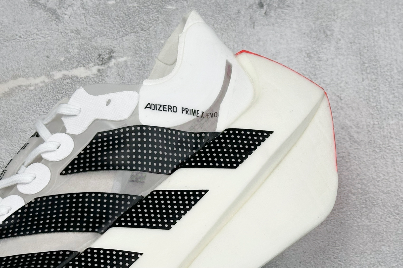纯原AD Adizero Prime X Evo 马拉松跑步鞋 采用半透明超薄工程网纱鞋面 全域循环透气 无痕热熔工艺精 纯原AD Adizero Prime X Evo 马拉松跑步鞋 采用半透明超薄工程网纱鞋面 全域循环透气 无痕热熔工艺精