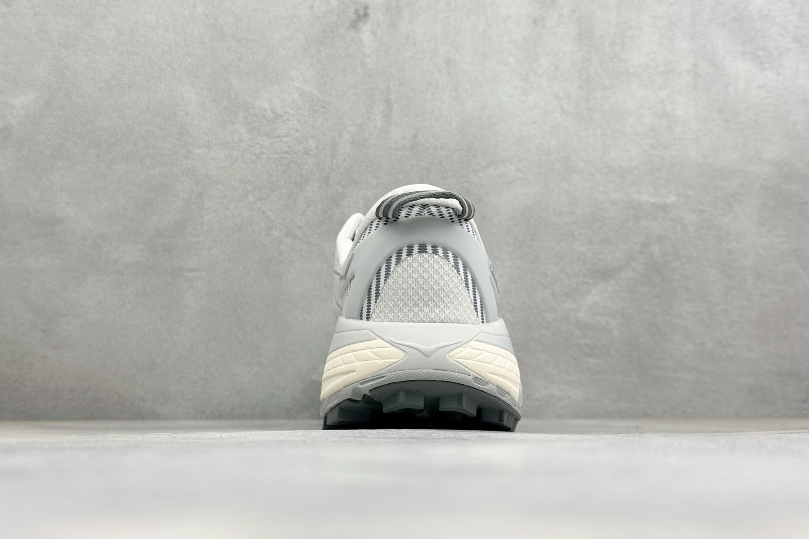 H版HOKA ONE ONE Mafate Speed 2 舒适百搭 EVA耐磨 低帮 EVA中底橡胶大底 休闲越野城市