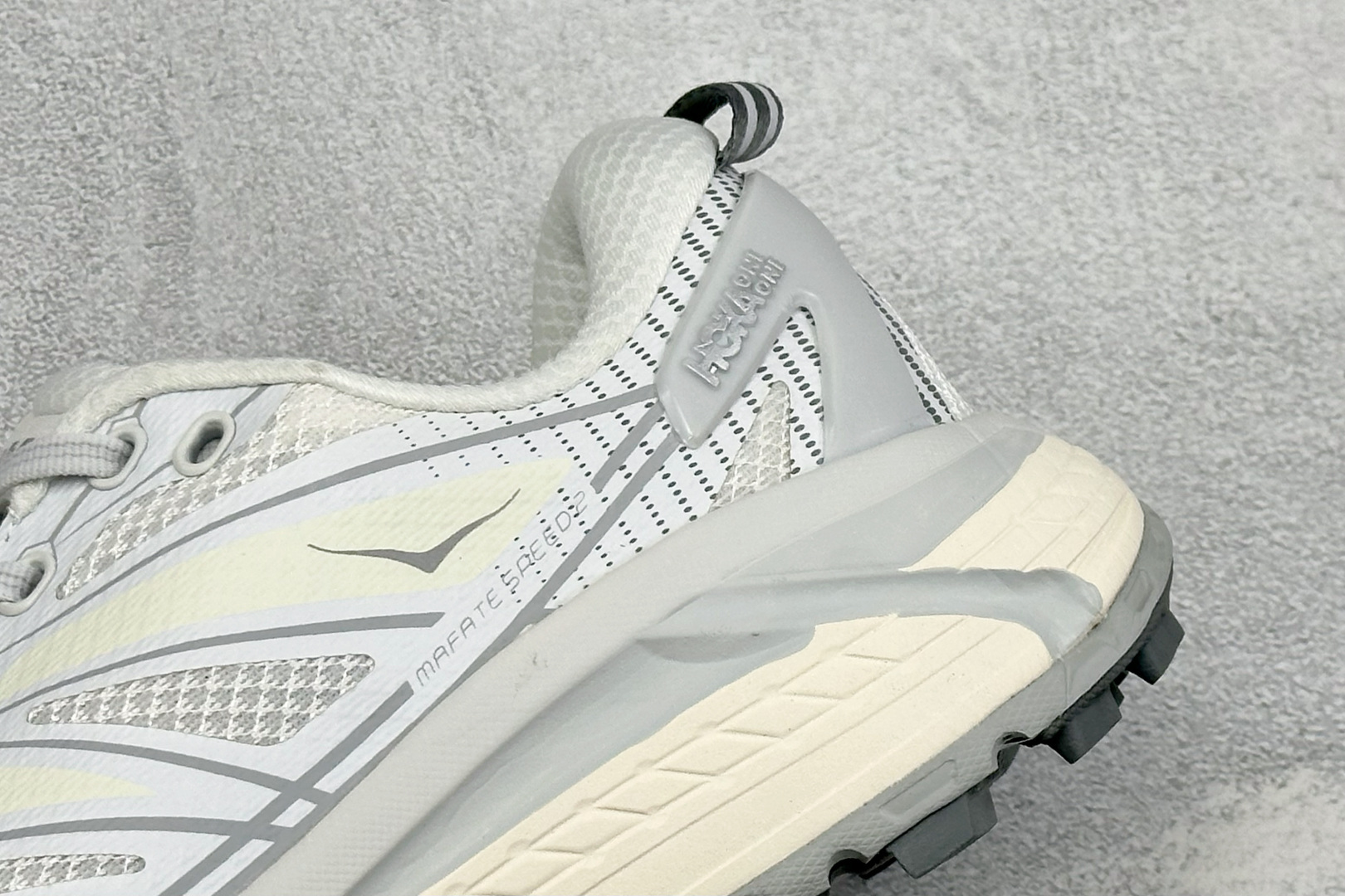 H版HOKA ONE ONE Mafate Speed 2 舒适百搭 EVA耐磨 低帮 EVA中底橡胶大底 休闲越野城市