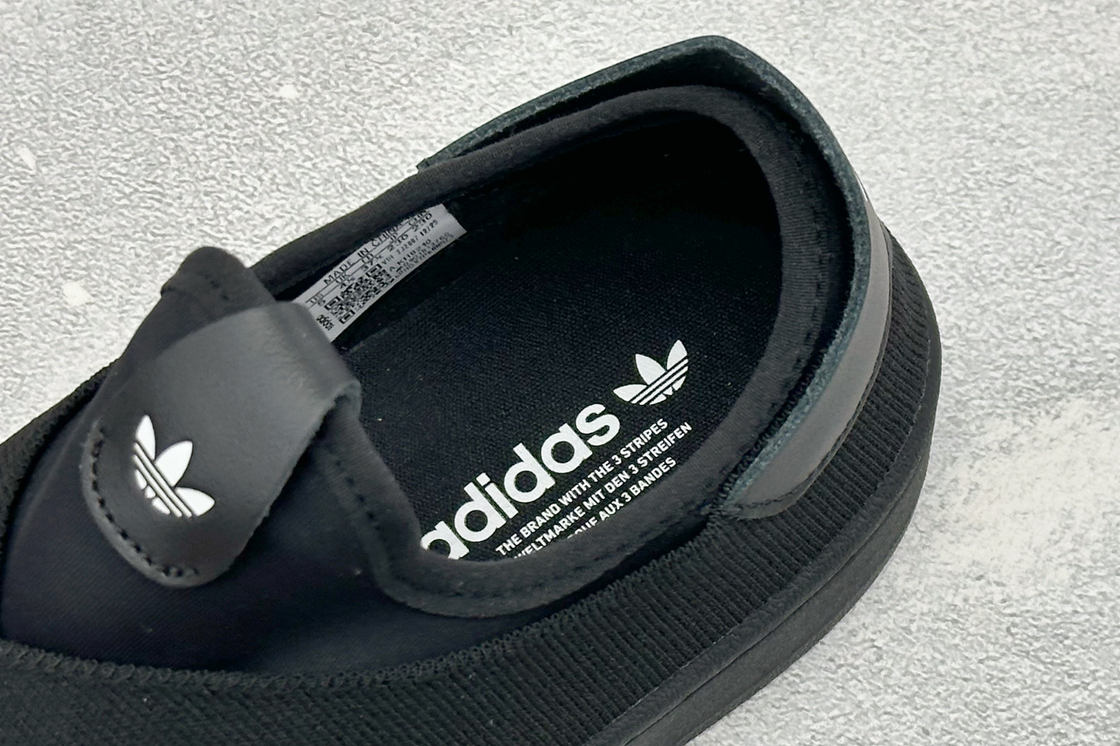 Adidas Originals Superstar 贝壳头绑带休闲板鞋 #头层牛皮 原厂固色弹力网布 细节随意对比 货 Adidas Originals Superstar 贝壳头绑带休闲板鞋 #头层牛皮 原厂固色弹力网布 细节随意对比 货